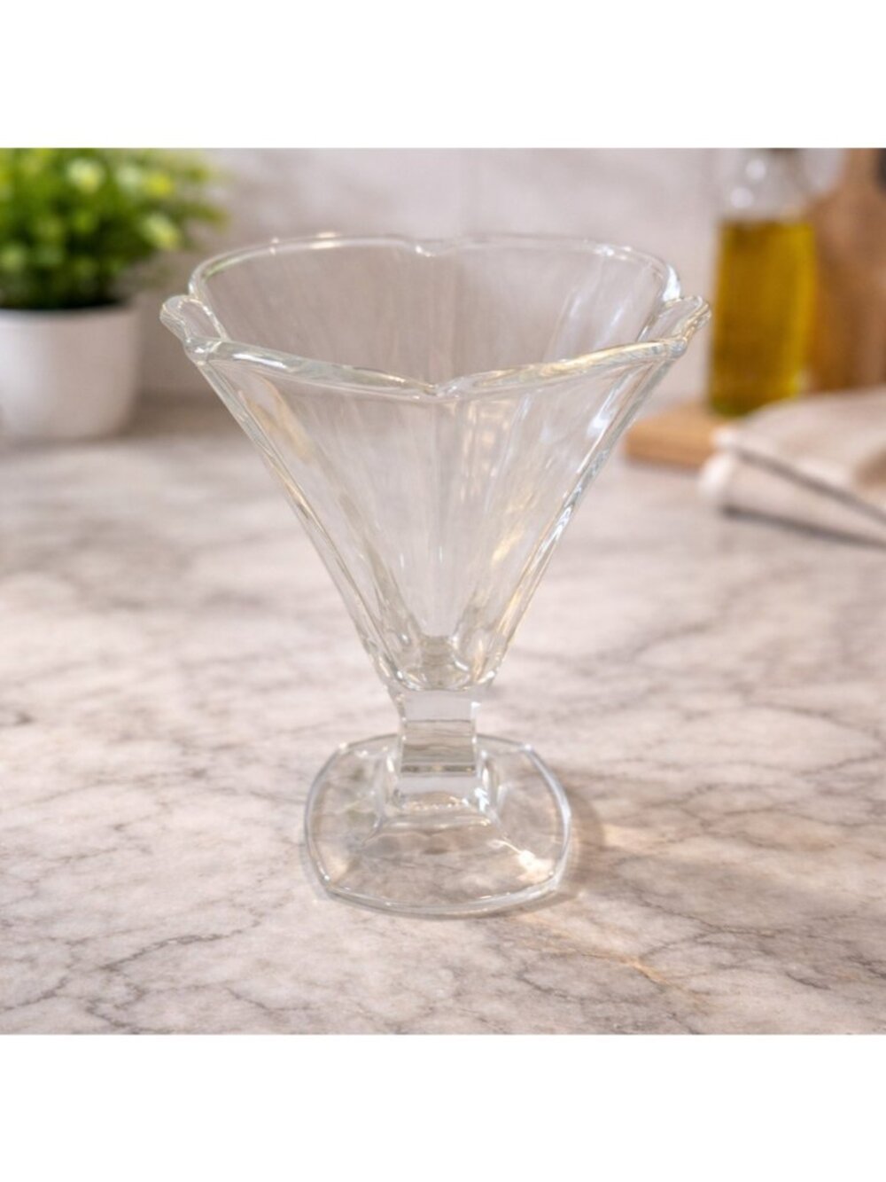 Luminarc Scalloped Dessert Glass Relacement France Vtg Clear Footed Sundae 6"